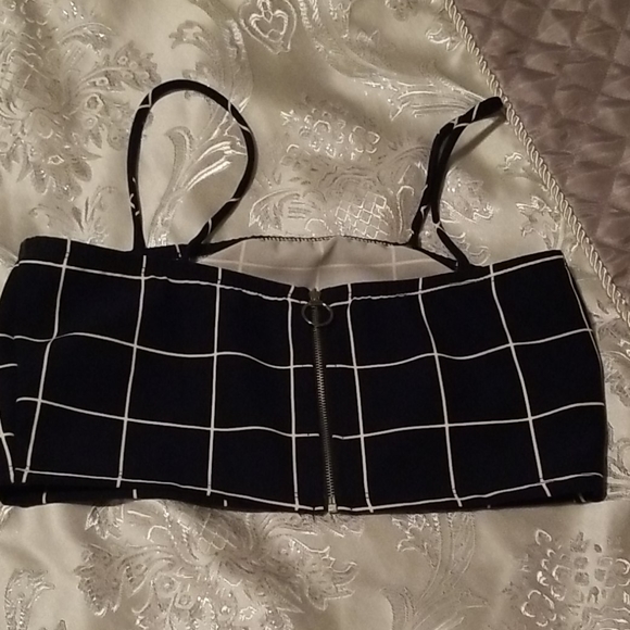 Fashion Nova 2 Piece Outfit - Picture 10 of 12